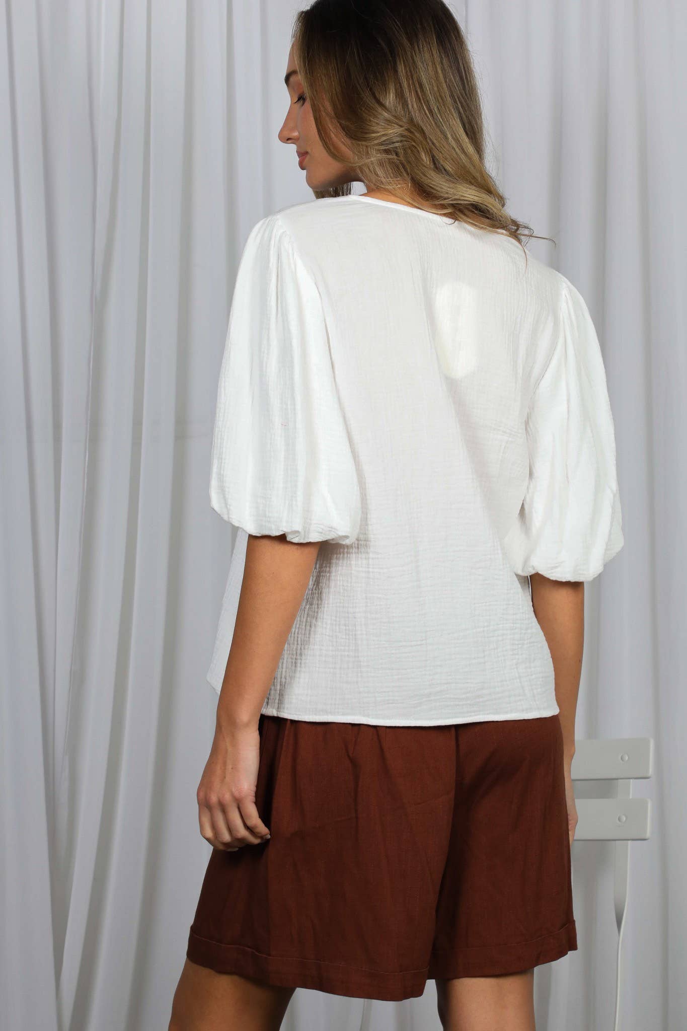 V-Neck Short Bubble Sleeves 100%Cotton Blouse Top VT83149